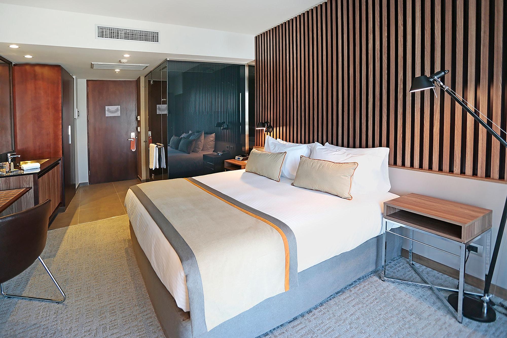 Doubletree By Hilton Santiago Kennedy, Chile Hotel Екстериор снимка
