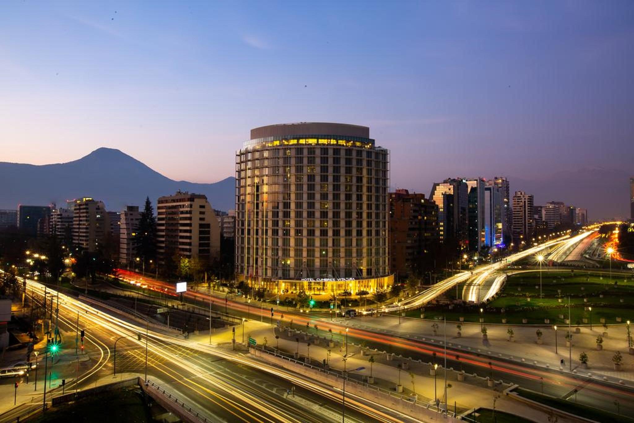 Doubletree By Hilton Santiago Kennedy, Chile Hotel Екстериор снимка