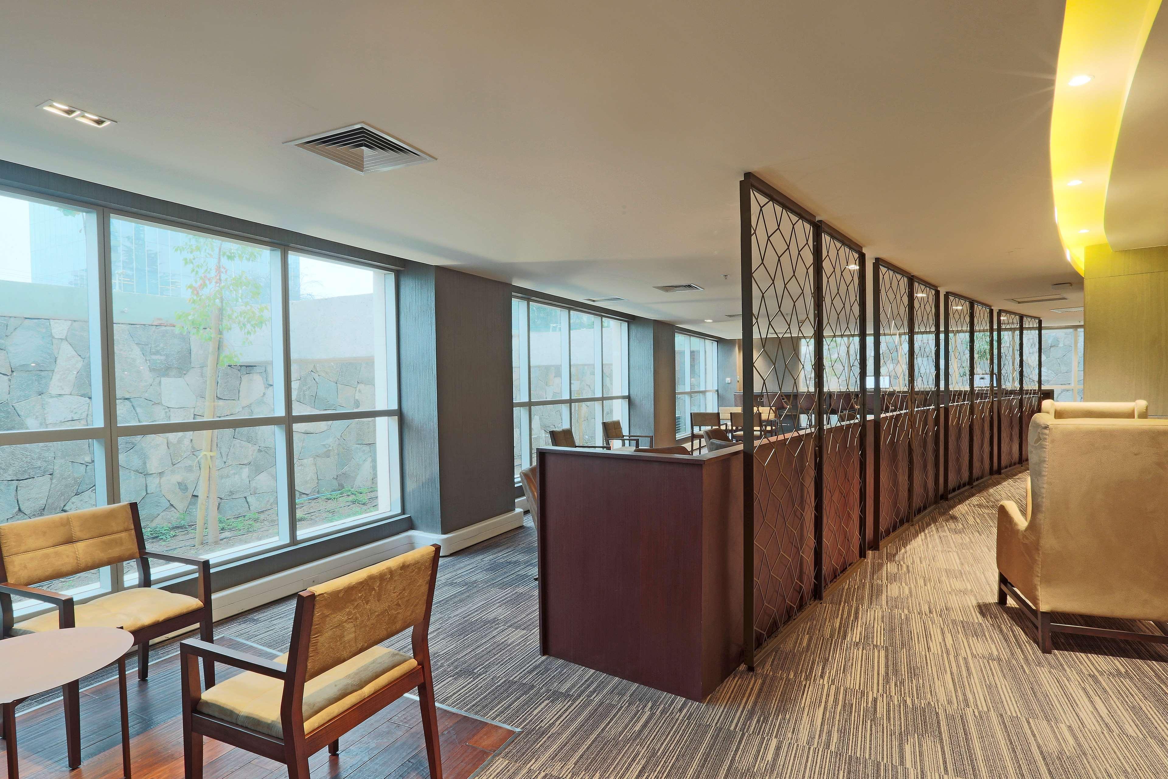 Doubletree By Hilton Santiago Kennedy, Chile Hotel Екстериор снимка