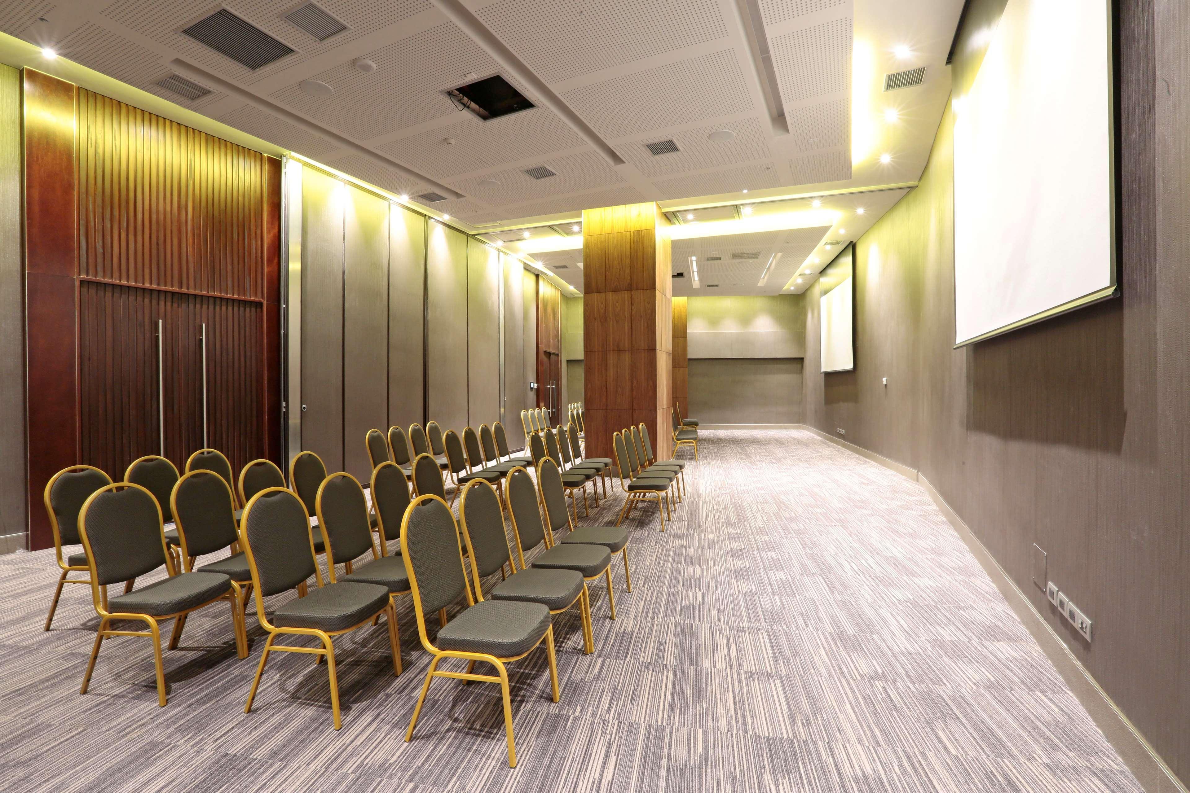Doubletree By Hilton Santiago Kennedy, Chile Hotel Екстериор снимка