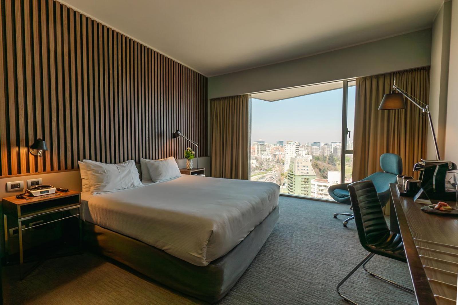 Doubletree By Hilton Santiago Kennedy, Chile Hotel Екстериор снимка