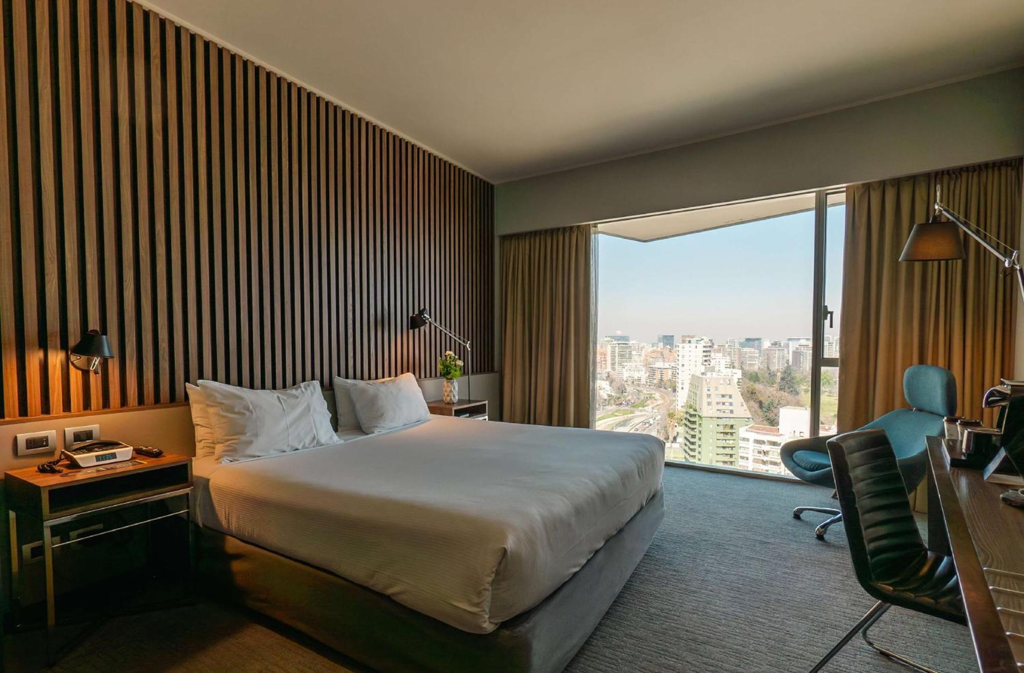 Doubletree By Hilton Santiago Kennedy, Chile Hotel Екстериор снимка