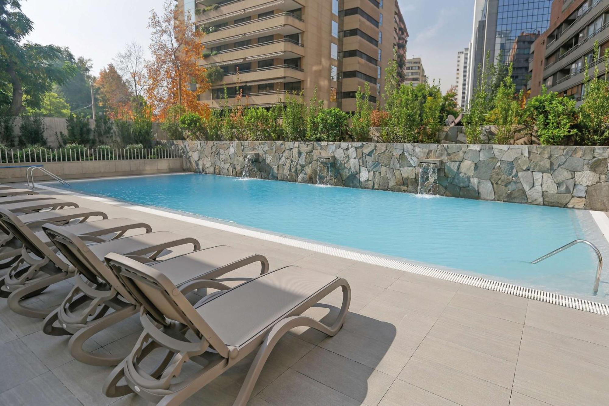 Doubletree By Hilton Santiago Kennedy, Chile Hotel Екстериор снимка