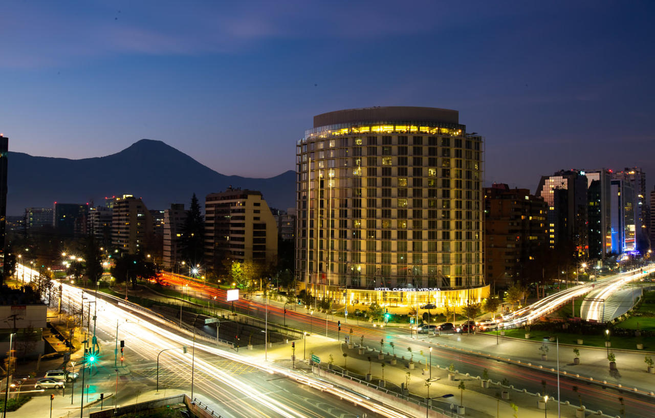 Doubletree By Hilton Santiago Kennedy, Chile Hotel Екстериор снимка